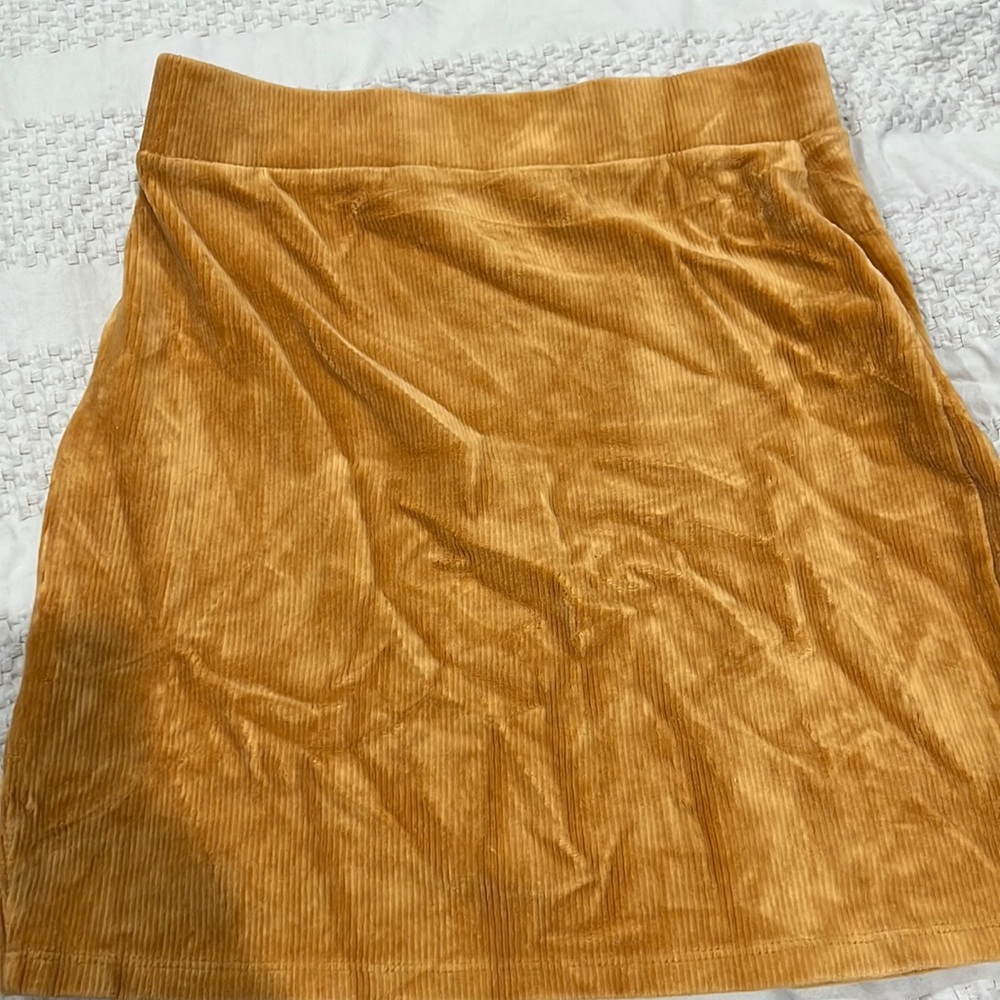 Gold skirt